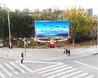 鹤峰户外大屏广告投放要点。